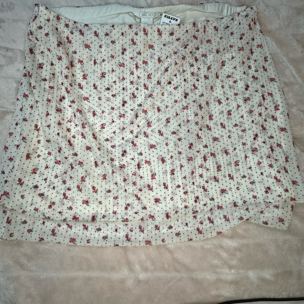 Full Tilt Floral Mini Skirt - Cream and Red